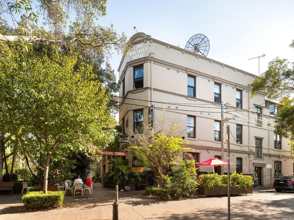 Lord Wolseley Hotel Sydney Exterior foto