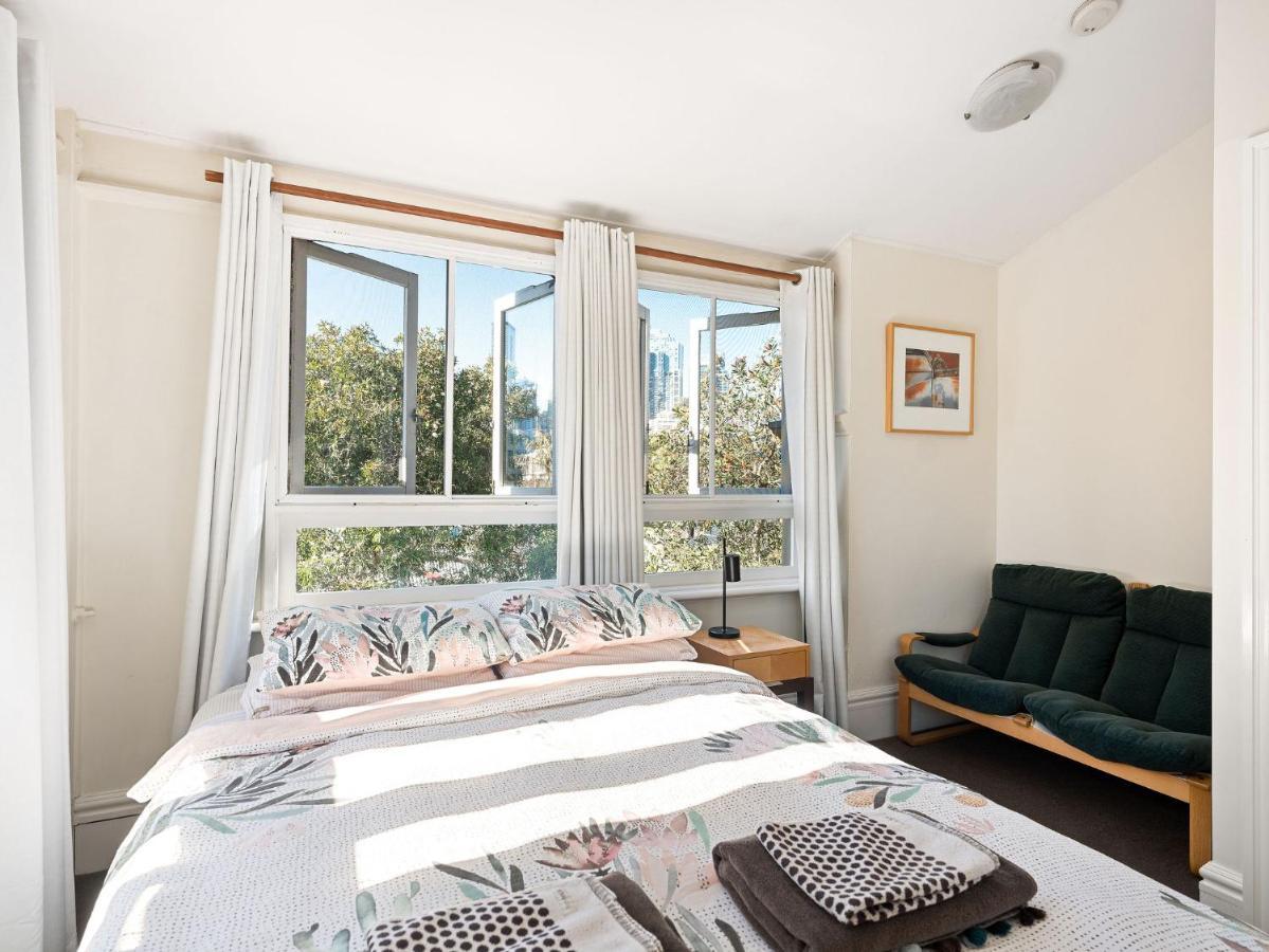 Lord Wolseley Hotel Sydney Exterior foto