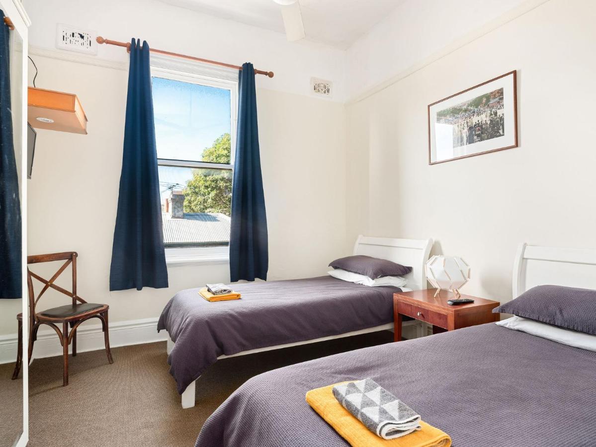 Lord Wolseley Hotel Sydney Exterior foto